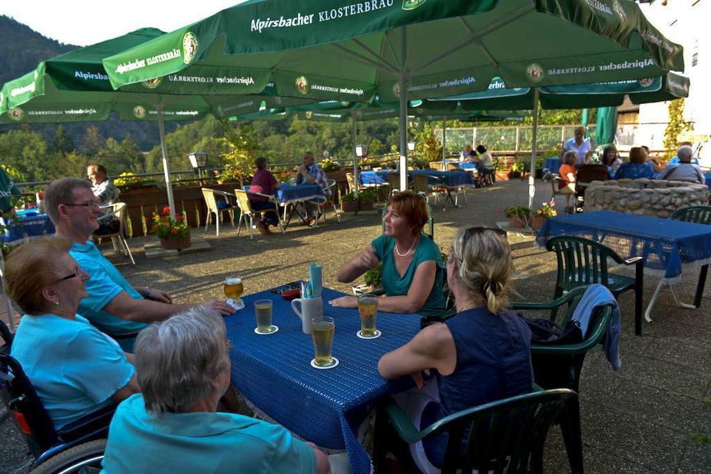 Hotel Landgasthof-Pension Ochsen à Forbach Extérieur photo